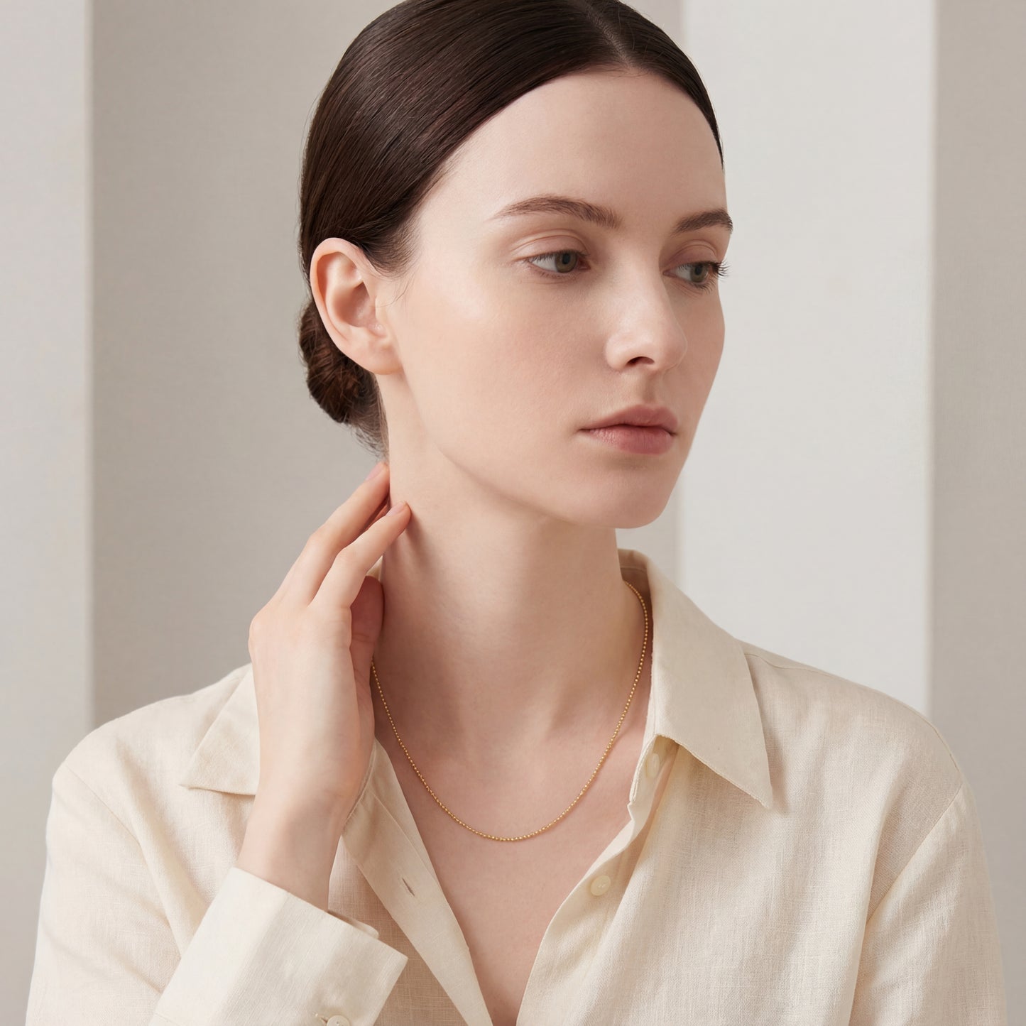 14K Yellow Gold 1mm Diamond Cut Moon Chain Necklace 18 Inch